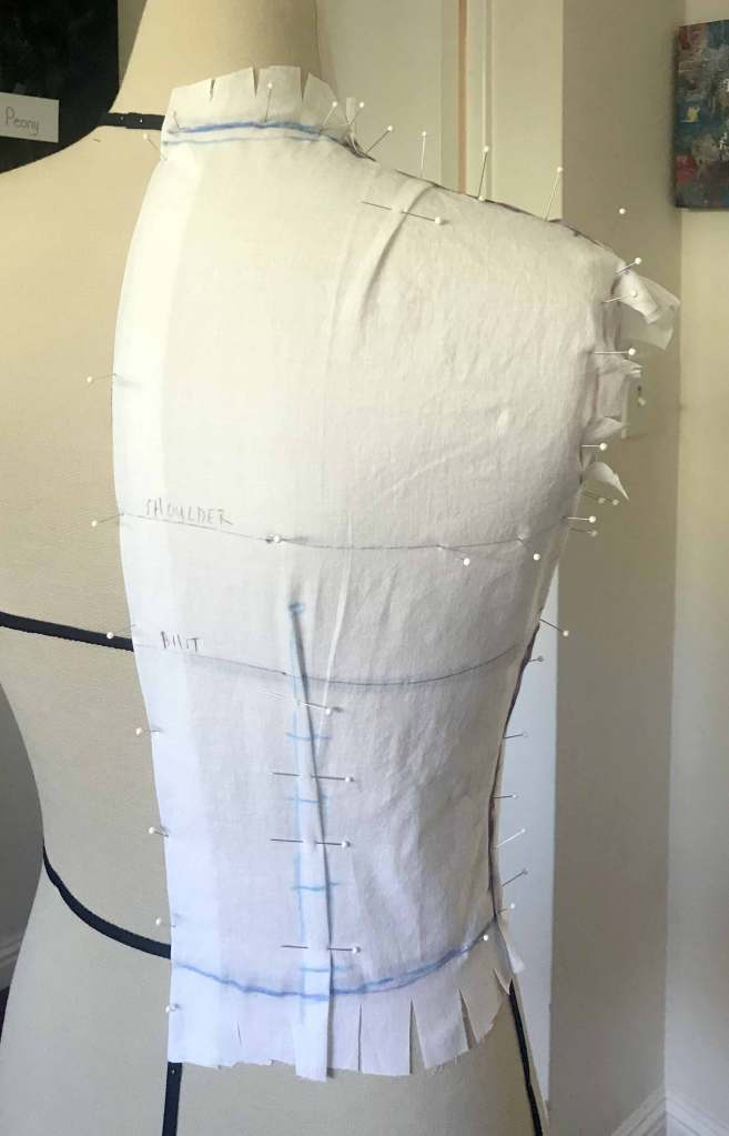 Back bodice drape with shoulder dart and waist dart